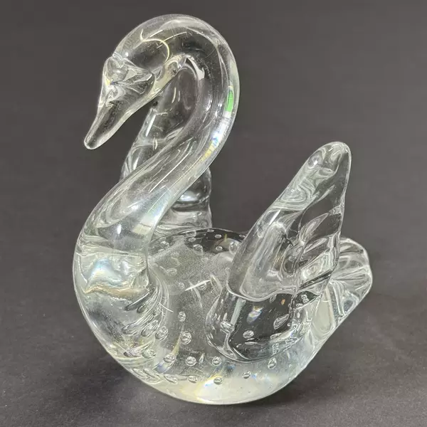 Vintage Clear Swan with Controlled Bubbles Art Glass Paperweight 3.5"
