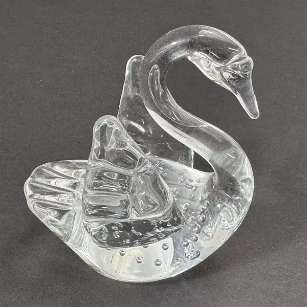 Vintage Clear Swan with Controlled Bubbles Art Glass Paperweight 3.5"