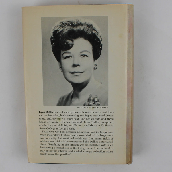 Stay Out of the Kitchen Cookbook by Lynn Dallin (1968 Hardcover)