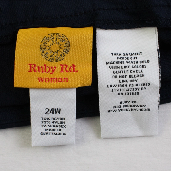 Ruby Rd. Navy Blue Flat Front Pull On Shorts Women's Size 24W