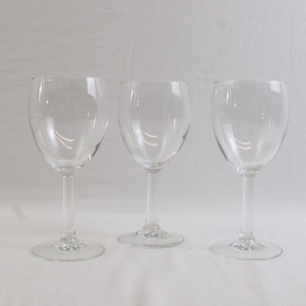 Lot Of 3 Matching Unbranded Clear Wine Glasses 7.25" Tall W/ 3.5" Tall Stem