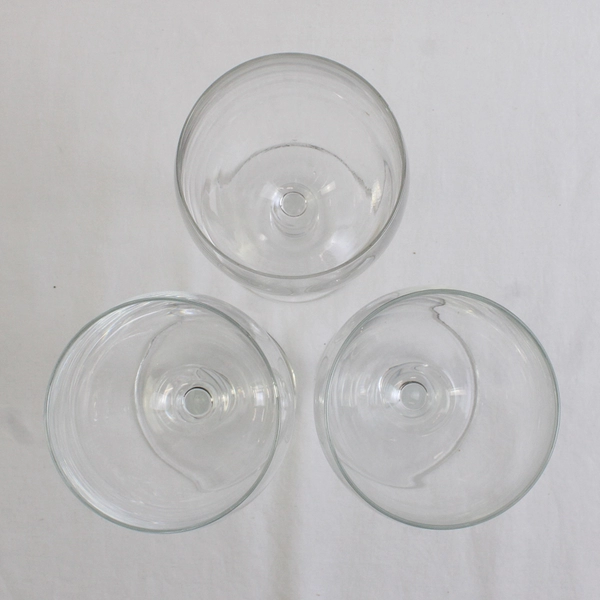 Lot Of 3 Matching Unbranded Clear Wine Glasses 7.25" Tall W/ 3.5" Tall Stem
