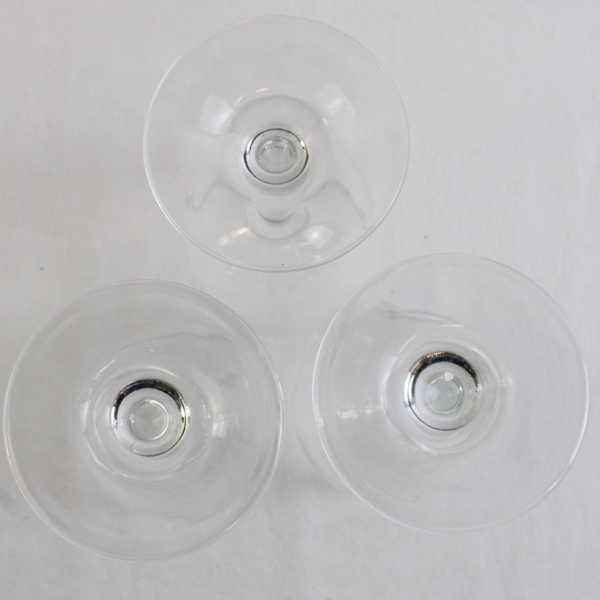 Lot Of 3 Matching Unbranded Clear Wine Glasses 7.25" Tall W/ 3.5" Tall Stem