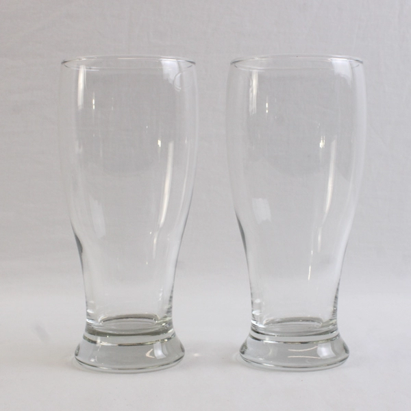 Lot Of 2 Matching Unbranded Clear Glass Pint Glasses 7.25" Tall 3.5" Diameter