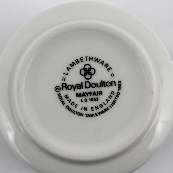 4 Sets of Royal Doulton Lambethware Mayfair Cups and Saucers 