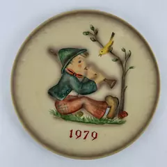 1979 M.J. Hummel Goebel 9th Annual Collector Plate Singing Lesson Germany