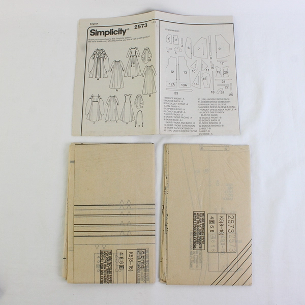 Simplicity Andrea Schewe 2573 Renaissance Costume Womens Size K5 (8,10,12,14,16)