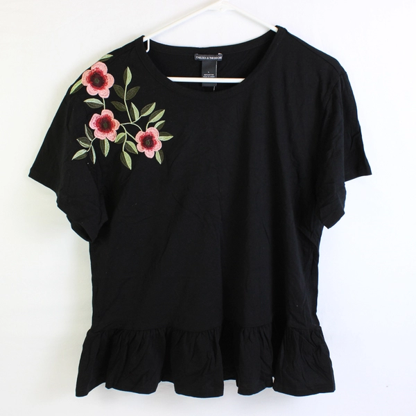 NWT Chelsea & Theodore Floral Embroidered Black Peplum Top Women's Large
