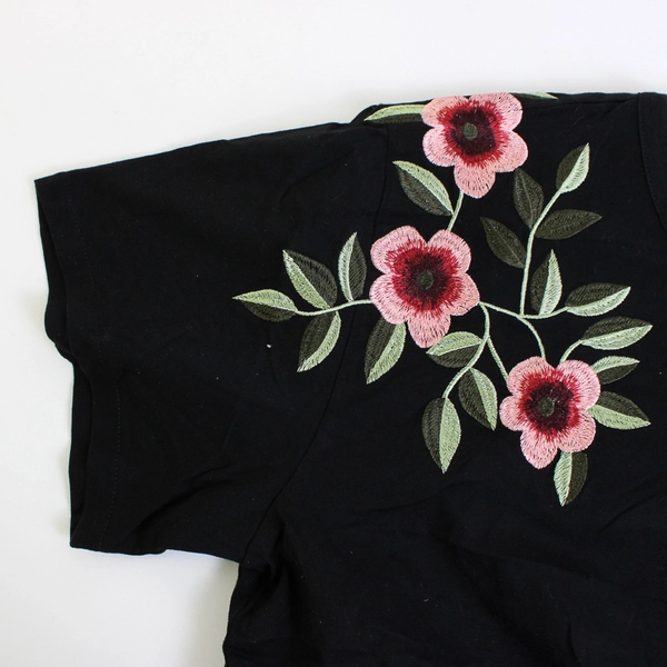 NWT Chelsea & Theodore Floral Embroidered Black Peplum Top Women's Large