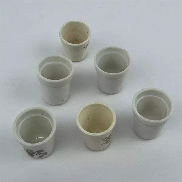 Set of 6 Ceramic Butterfly And Ladybug Thimbles White With Gold Trim