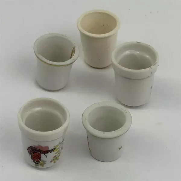 Lot Of 5 Ceramic Bird Thimbles White With Gold Trim