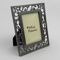 Pewter Mini Photo Frame 2x3 Standing Matte Silver-Tone Ivy Leaves