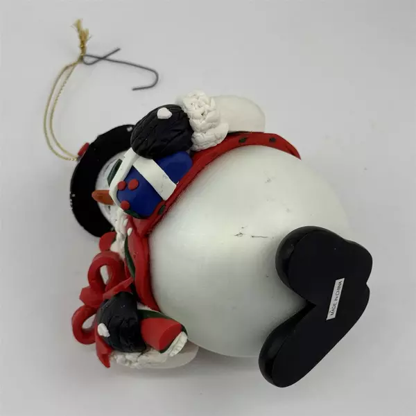 Traditions Snowman w/ Candy Cane And Gift Christmas Ornament in Box