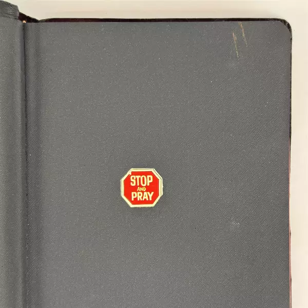 Vintage The Holy Bible by World Publishing Self-Pronouncing KJV Black King James