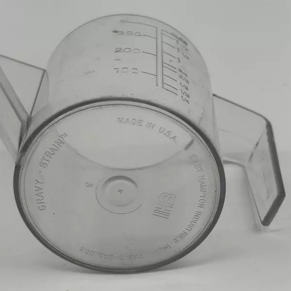  Vintage Gravy Strain Plastic 2 Cup Skimmer Measuring Cup Juice Pitcher