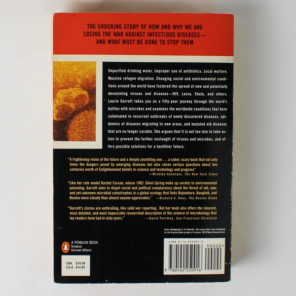 The Coming Plague: Newly Emerging Diseases by Laurie Garrett 1994 Paperback