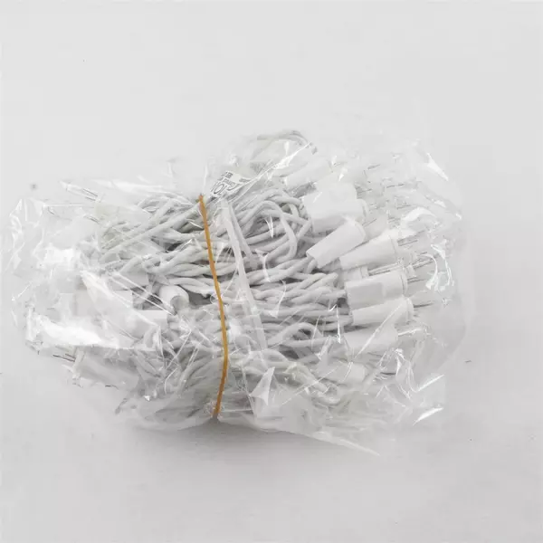 Sienna 200-Count Random Twinkle Icicle Window Lights Indoor/Outdoor - Open Box