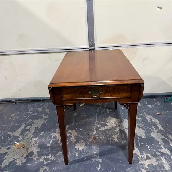 Lot of 2 Hekman Drop Leaf Cherry End Table Wood