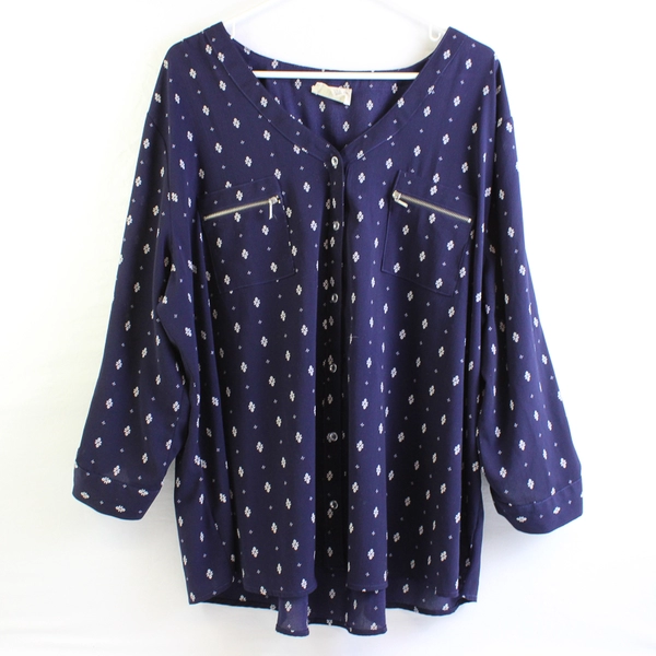 Flower & Feather Women's 3XL Navy with White Details Button Up Blouse 