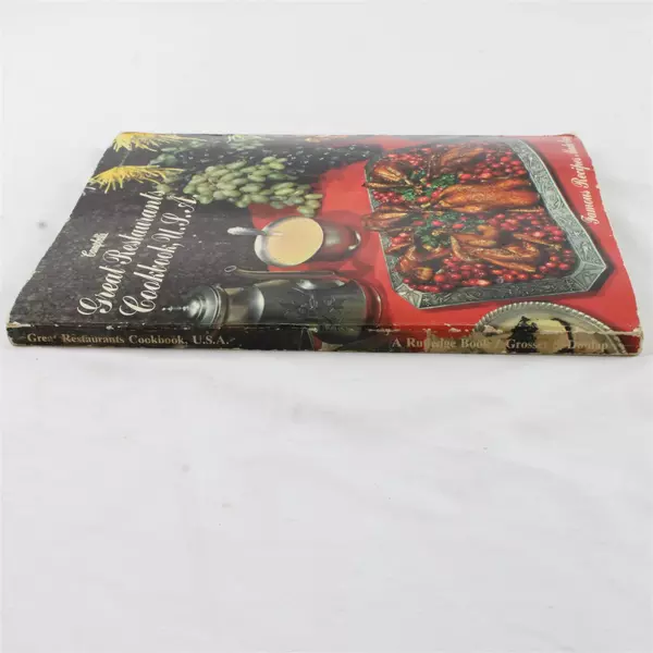 Campbell's Great Restaurants Cookbook USA Famous Recipes Made Easy