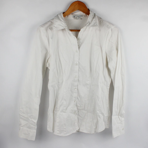 Van Heusen Studio Women's M White Long Sleeve Button-Up Shirt