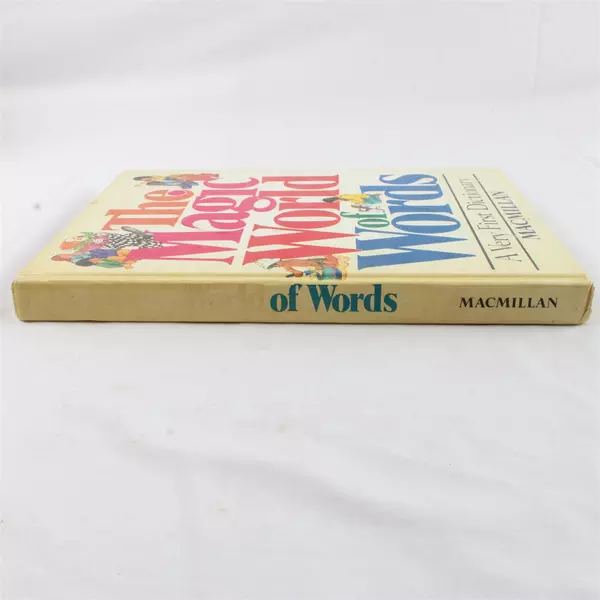 The Magic World of Words 1977 First Dictionary Hardcover Vintage