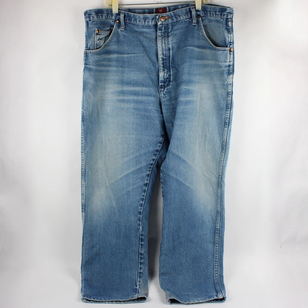 Wrangler Men’s 42x32 Light Wash Relaxed Straight Fit Denim Jeans