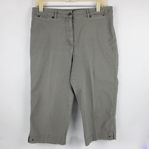 Style&co Petite Women's 10P Gray Denim Capris 