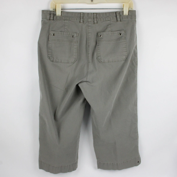 Style&co Petite Women's 10P Gray Denim Capris 