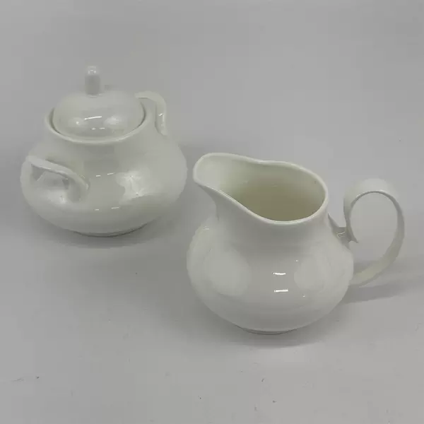2009 Fitz & Floyd Nevaeh White Bone China Sugar Bowl and Creamer Set
