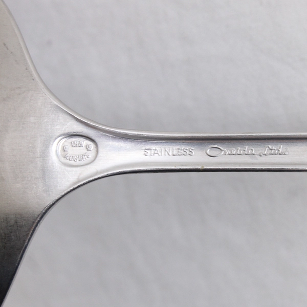 Lot Of 5 Oneida Silver American Artistry (Stainless) Flatware Forks & Ladle