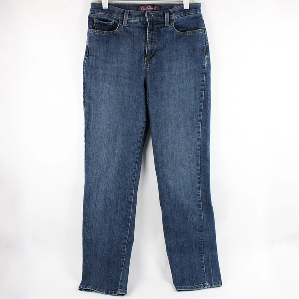 Gloria Vanderbilt Women's 8 Amanda Medium Wash Straight Leg Jeans 