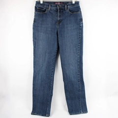 Gloria Vanderbilt Women's 8 Amanda Medium Wash Straight Leg Jeans 