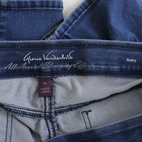 Gloria Vanderbilt Avery Blue Slimming Capris Women's Size 14