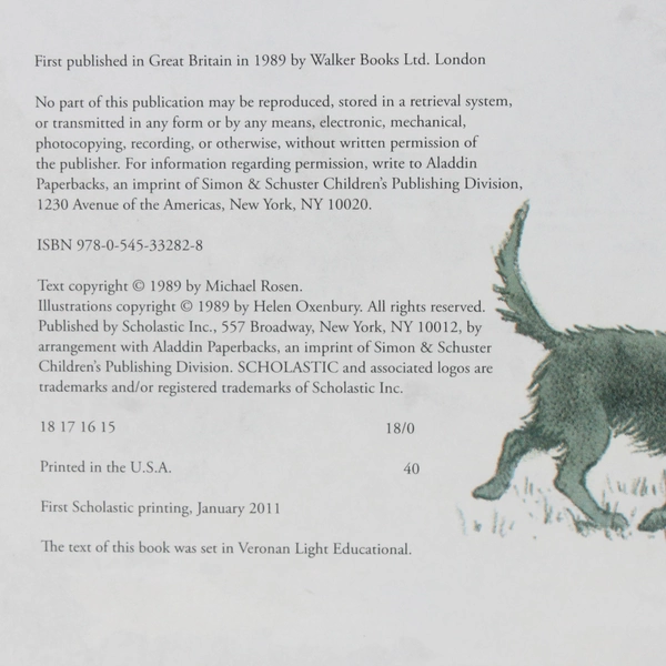 We're Going on a Bear Hunt by Michael Rosen 2011 Scholastic Paperback