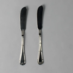 Set of 2 Towle Hotel Stainless Steel Ribbon Edge Butter Knives