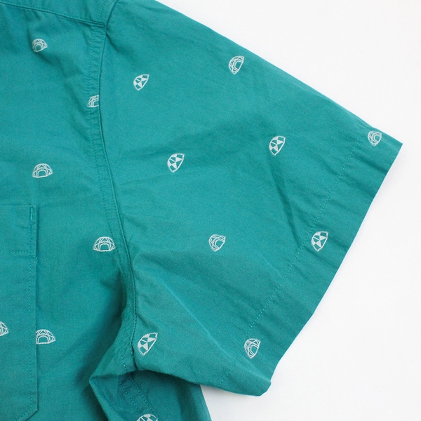 The North Face Men's XL Baytrail Pattern Igloos Aqua Button Up Shirt