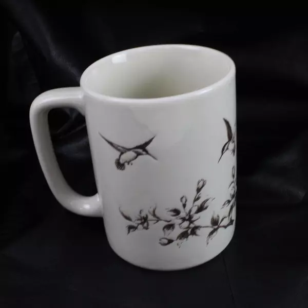 Otagiri Ceramic Embossed Hummingbirds Flowers Coffee Cup Mug Vintage 4" Tall