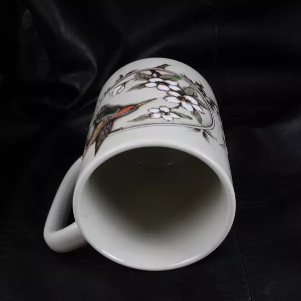 Otagiri Ceramic Embossed Hummingbirds Flowers Coffee Cup Mug Vintage 4" Tall