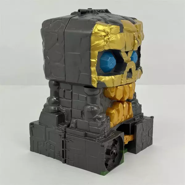 Treasure X Lost Lands Skull Island Skull Temple Pre-Owned