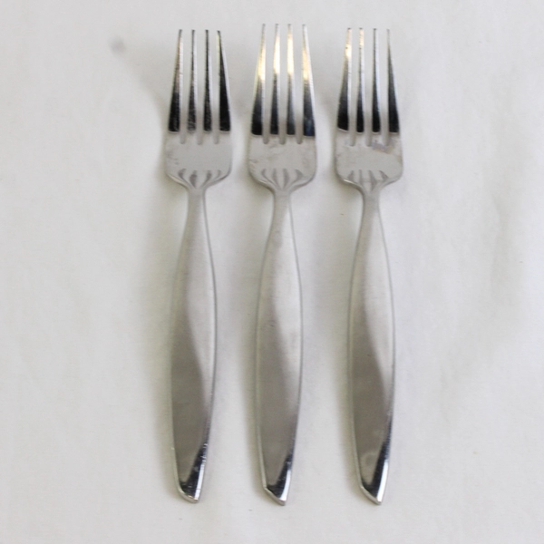 Lot of 3 Retroneu Roadway Stainless Steel 18/10 Salad Forks 7 Inches