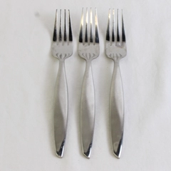 Lot of 3 Retroneu Roadway Stainless Steel 18/10 Salad Forks 7 Inches