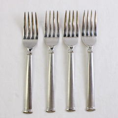 Set of 4 Retroneu Xena Frost Pattern 18/10 Stainless Salad Forks 6.25 Inches
