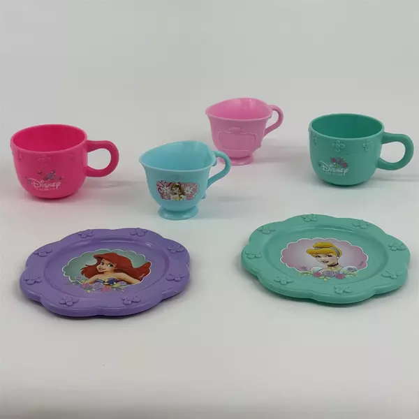 4 CDI Disney Princess Child's Pretend Play Plastic Tea Cups And 2 Plates 