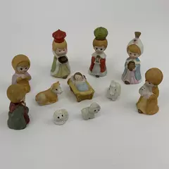 Vintage 11-Piece Hand Painted Porcelain Nativity Set Taiwan