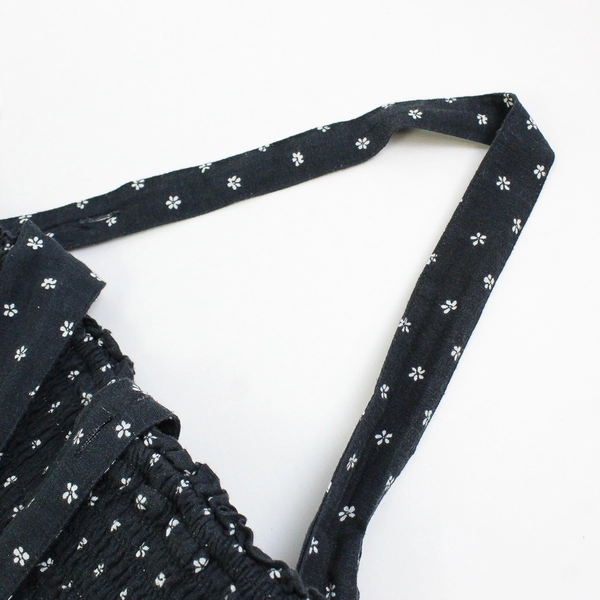 NWT American Eagle White Floral Pattern Black Smocked Dress Women's L Tall