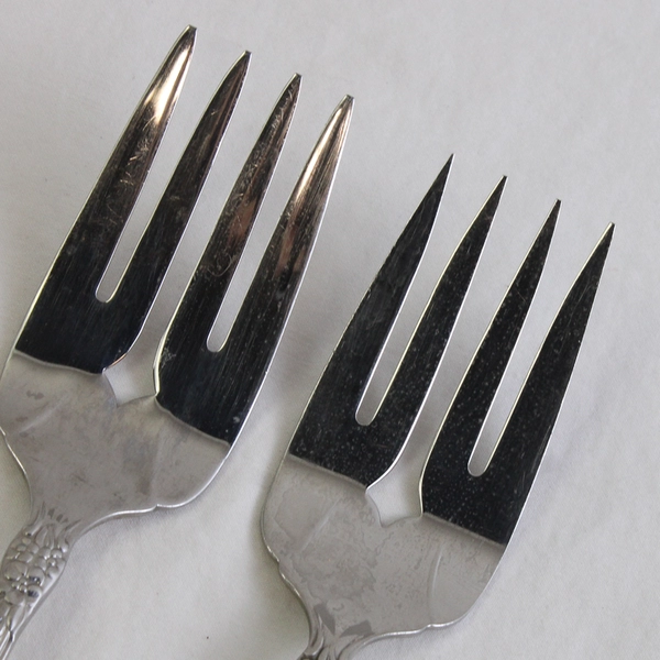 Lot of 2 Oneida Wordsworth Stainless Steel Cold Meat Serving Forks
