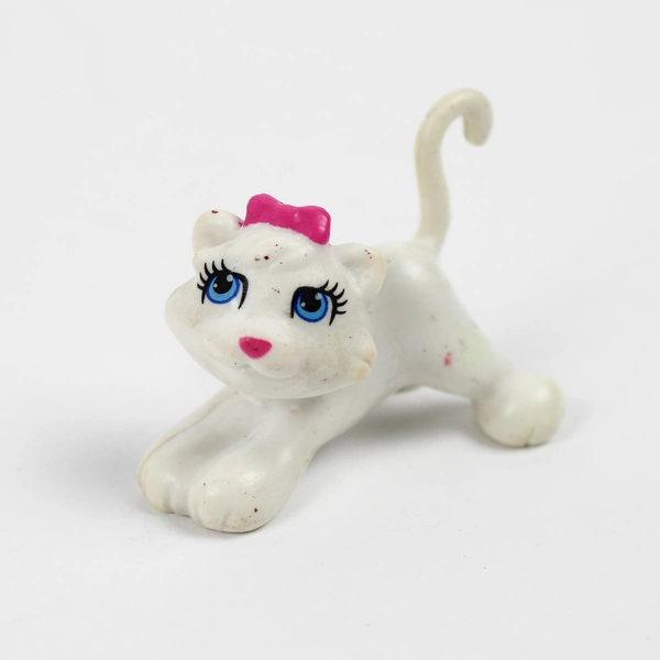 Lot of 38 Unbranded Animal & Dollhouse Accessories Toys Mixed Set Pre-Owned