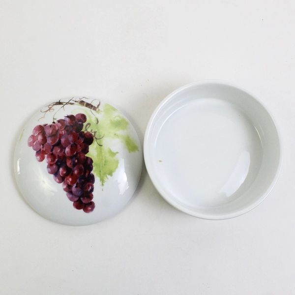 Gourmet Village Wine Country 2 Piece Porcelain Brie Baker 5" Diameter 2.5" Tall