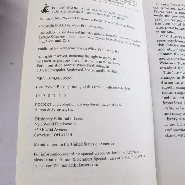 Webster's New World Dictionary Paperback Compact Lightweight 